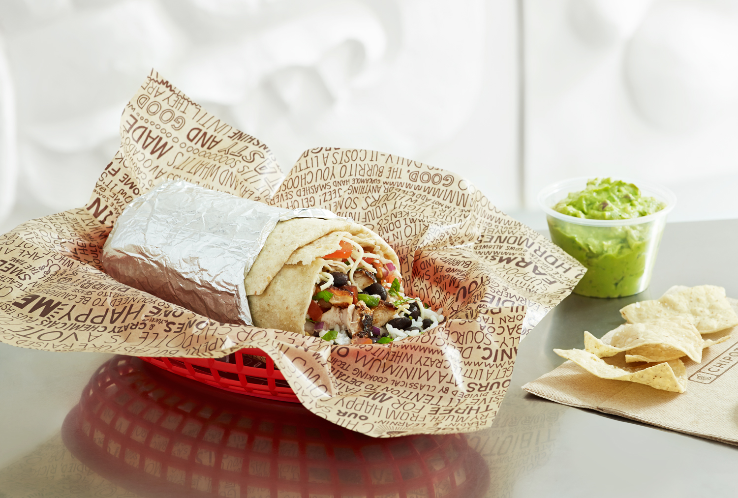 Chipotle Thanks Vets With BOGO Special on Veterans Day
