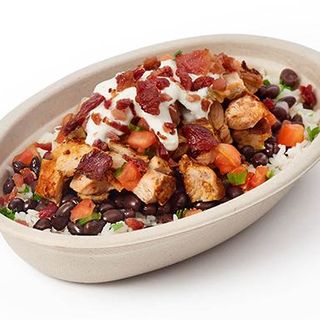 Chipotle to test bacon, nachos, late-night $2 menu